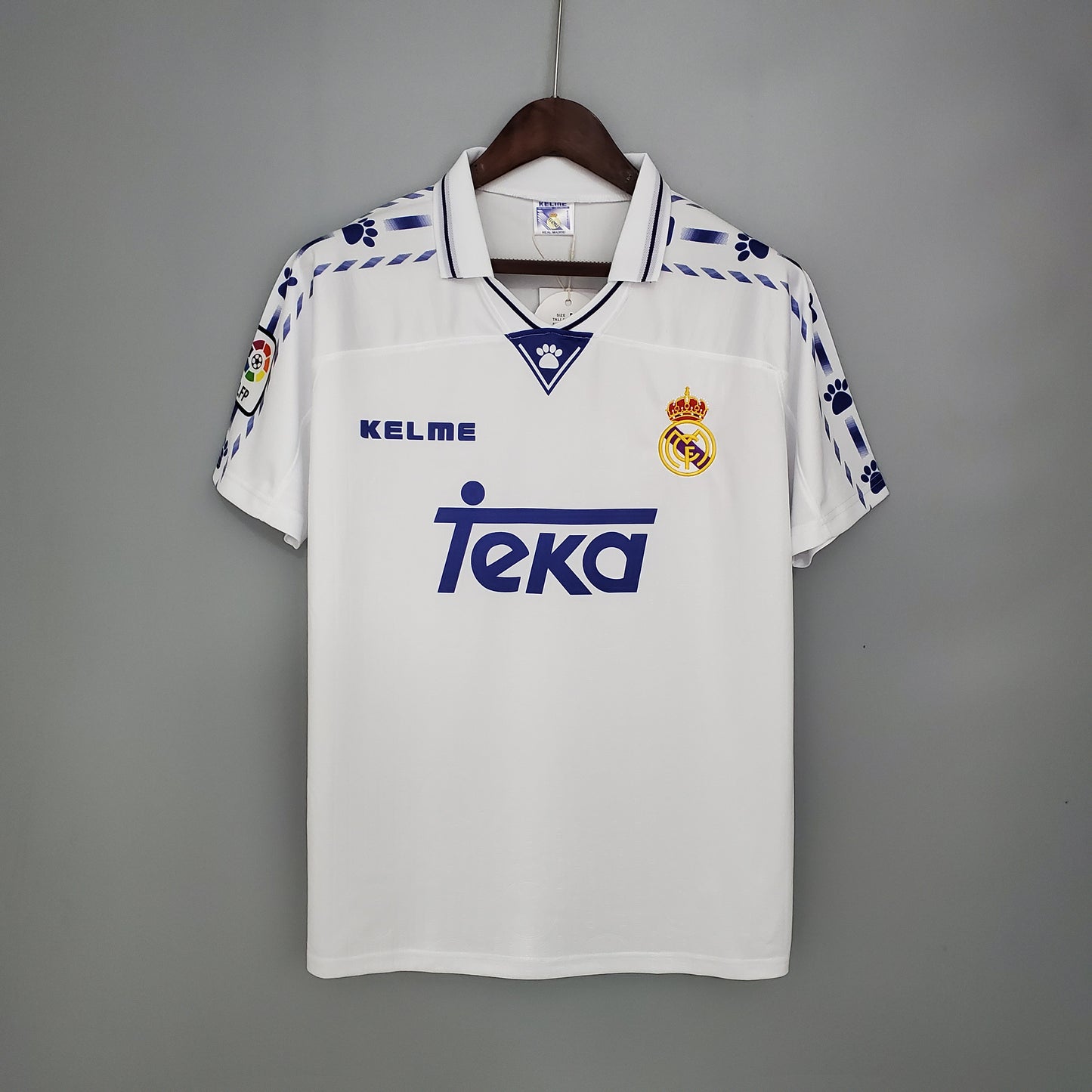 1996/97 ريترو ريال مدريد أساسي